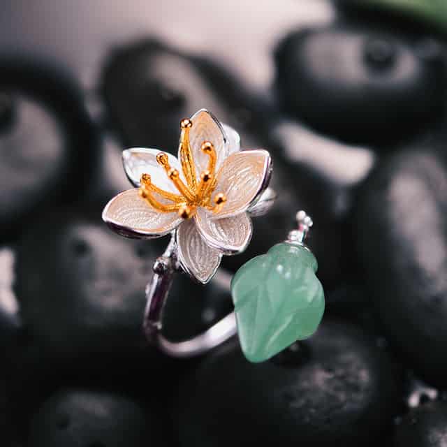 Antistressring <Br>Lotusblomma (Silver)